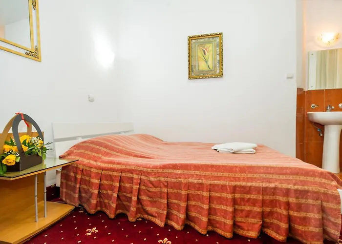 Hotel Carpati Imparatul Romanilor